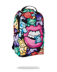 GUMMY LIPS